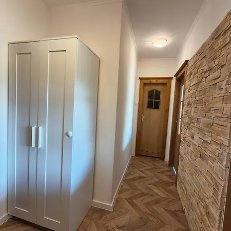 شقة 205 Nezabudka, تاترانسكا ستربا