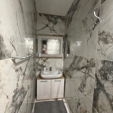 205 Nezabudka, تاترانسكا ستربا