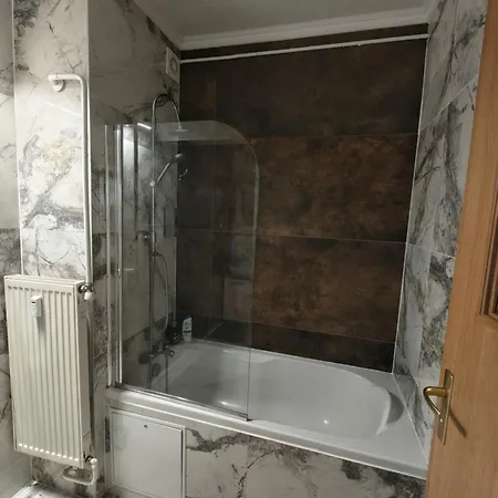 205 Nezabudka, * Tatranska Strba